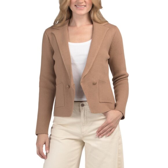 TAHARI Camel Two Pockets Sweater Jacket - Picture 1 of 2